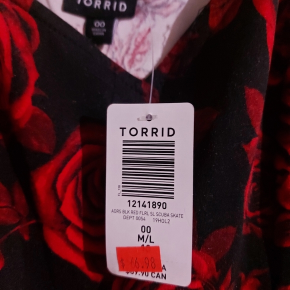 TORRID DRESS - Picture 2 of 2